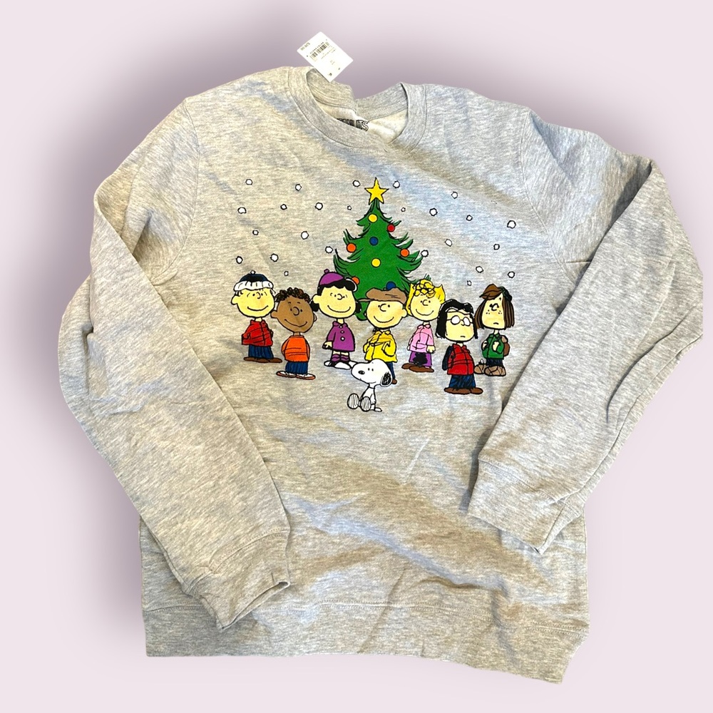 NWT Peanuts Snoopy Christmas Holiday Sweatshirt Size Medium